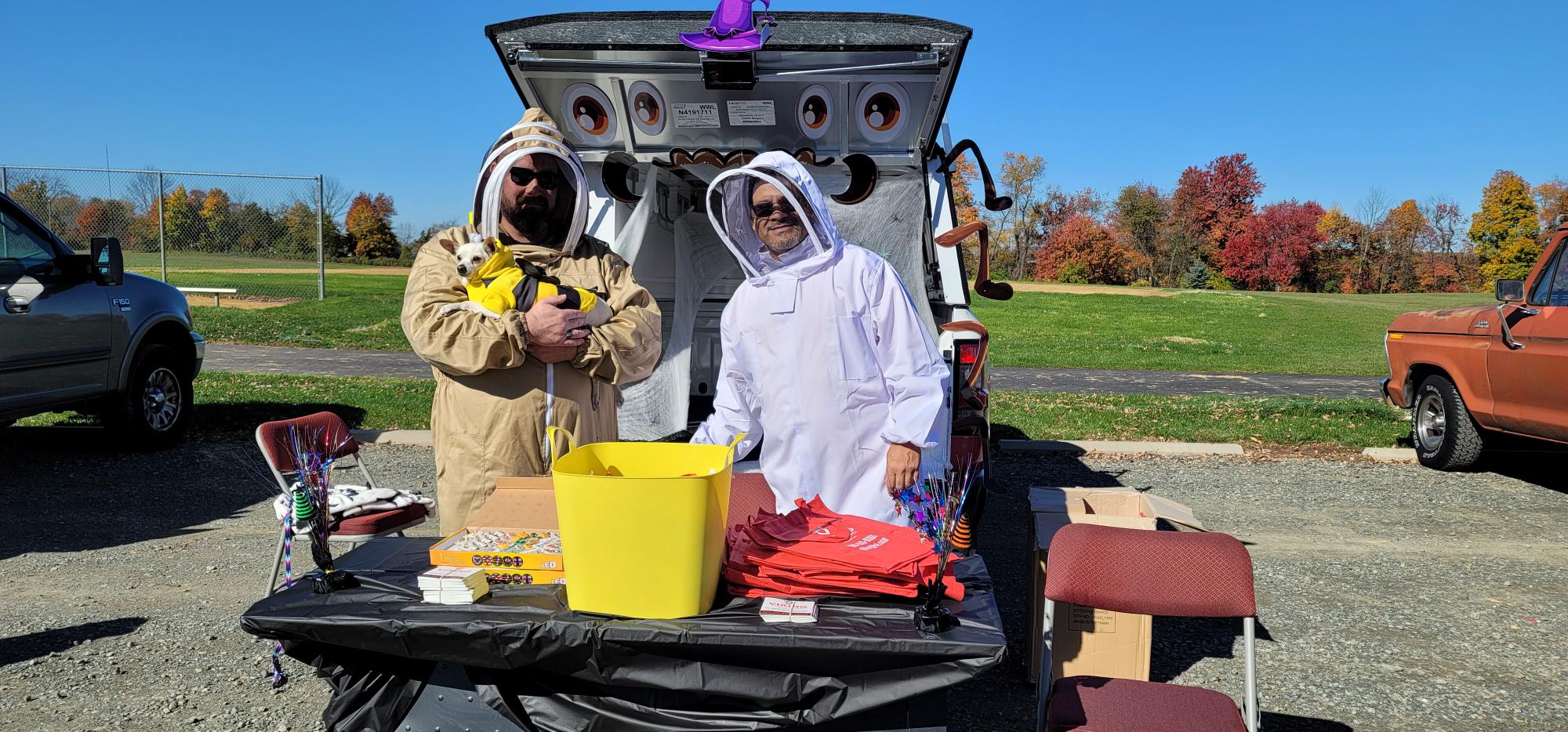 Viking Pest Control Celebrates Spooky Season by Participating in Trunk