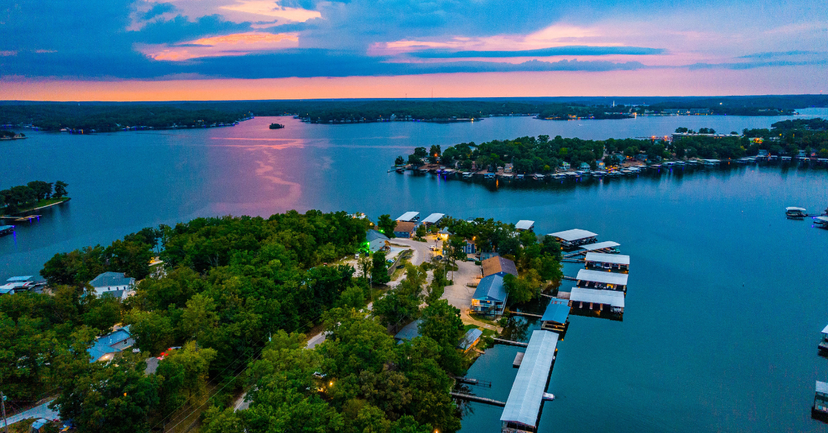 Ozark Blue Cat Lodge Missouri Lake of the Ozarks Fishing 