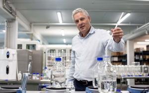 BactiQuant_CEO_Morten Miller_Lab