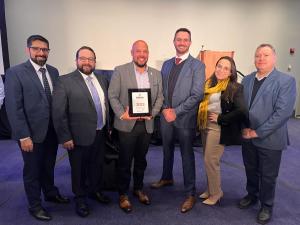 Globalsat team receives the 2023 Satellite Mobile Innovation Award