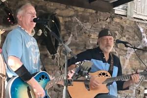 Live Music At Maggies Restaurant In Westminster - Two Suspects