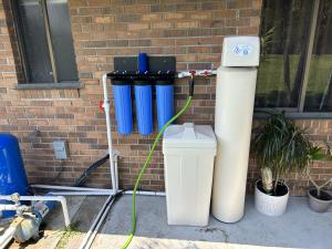 Eastern Water and Health - Installation of a Tank with A big John Sediment Filter