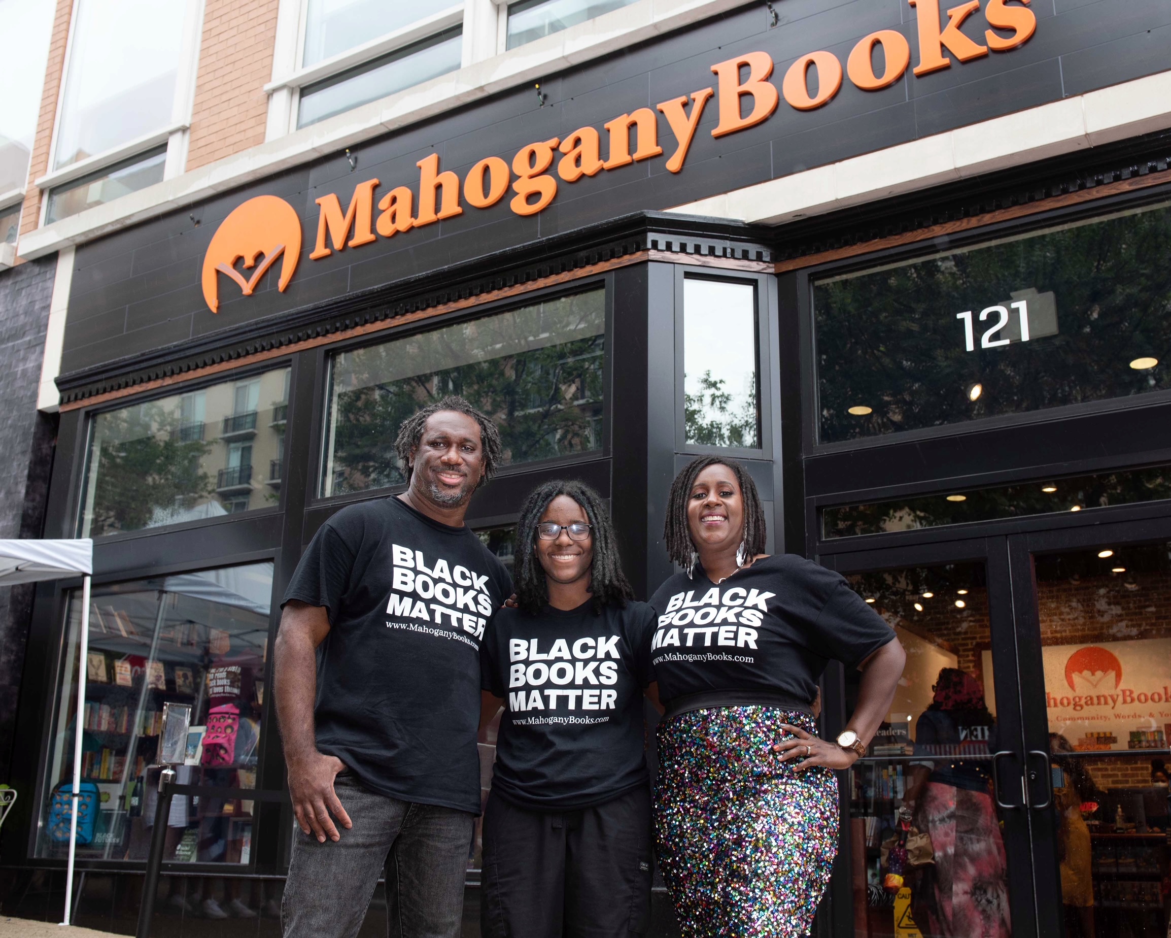 MahoganyBooks Selected as Official Bookstore of the ESSENCE Authors