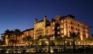 Enjoy the July 4th fireworks from the lawn of Grand Galvez