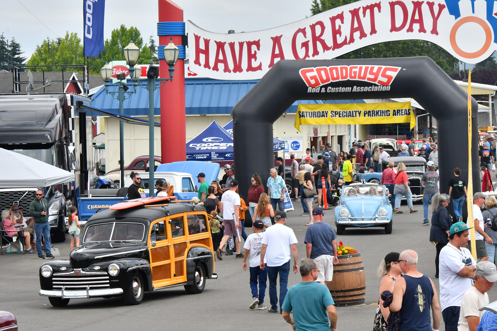 Goodguys Friday Night Drags Light Up Pacific Raceways