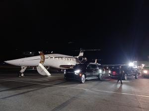 JAX Airport FBO runway pickup by Jacksonville Black Car Limo Service