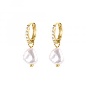 European & American Market News — Trendolla Jewelry is proud to announce the launch of its newest collection — Pearl Huggie Earrings The Pearl Huggie Earrings Collection is a fusion of sophistication and style, capturing the essence of timeless elegance.