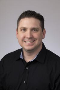 Scottsdale cosmetic dentist, Brandon Ryff, DDS, discusses how porcelain veneers can be advantageous for an enhanced smile.