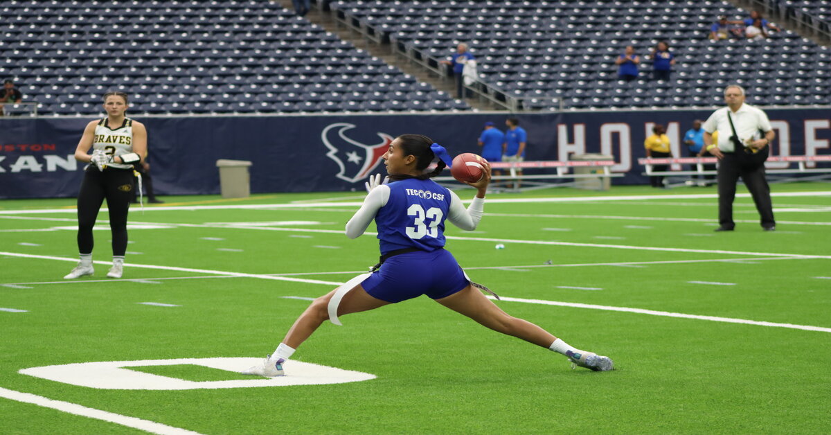 Team Mexico flag football player Diana Flores shares what it means