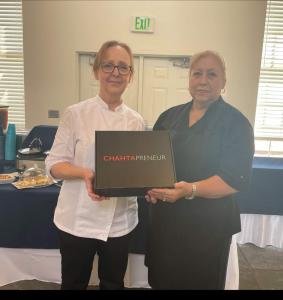 Steakhouse owners with Choctaw Business Award