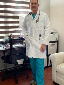 Dr. Manuel Abreu