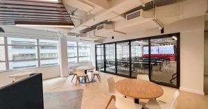 The Sleek Design of Acousti-Clear Seamlessly Integrates with Shawmut's New York City Office.