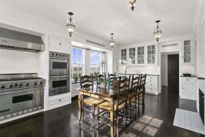 366 & 376 Gin Ln, Southampton, New York - 3