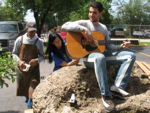 Master artist Nilda Comas working on RIO