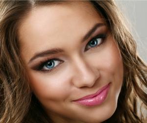 Colored contacts from www.sclera-lenses.com
