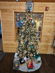Holiday Giving Tree