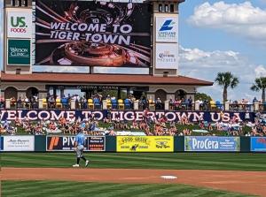 Good Greek partners with Lakeland Flying Tigers