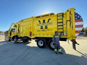 Picture of a Wall Recycling garbage collection & trash pickup truck.