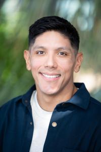 Michael Sierra-Arévalo Headshot