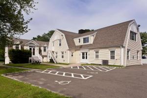Alpine Hill Advisors Boutique Wealth Management - Westport, CT