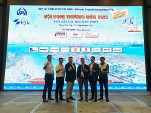 GlobalSim, partnering with Huynh Thy, introduces realistic port crane simulation training to major port cities in Vietnam.