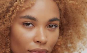 Colored contacts - sclera-lenses.com