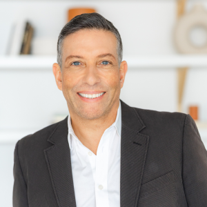 Jamie Vieira Oakville Real Estate Broker Century 21 Miller.