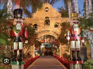 THE MISSION INN HOTEL & SPA FESTIVAL OF LIGHTS