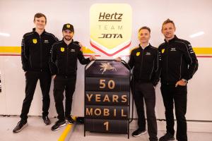 Mobil 1 with Hertz Team JOTA_1