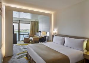 Holiday Inn & Suites Cairo Maadi