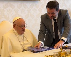 Luis Quinelli, Founder of Vitae Global Foundation working with Pope Francis