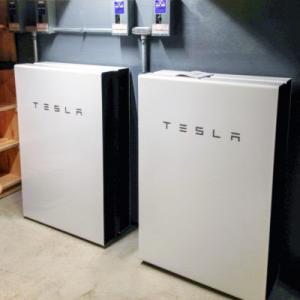 Tesla Power wall store the Solar Energy