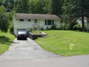 310 Waldorf Pkwy, Town of Dewitt