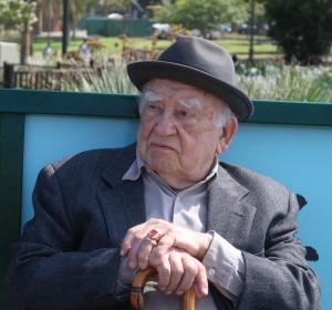 ED ASNER AS SAMUEL, A HOLOCAUST SURVIVOR