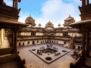 Jahangir Mahal - Orchha4