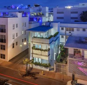 124 11th Street, Miami Beach, Florida