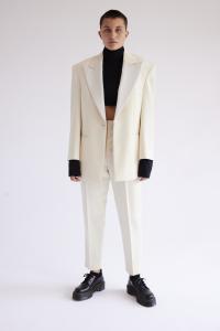 Modern white suit by The Tailory New York, Credit: © The Tailory New York 2024