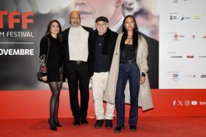 Celebrating "Waltzing with Brando" at the 42nd annual Torino Film Festival. (L-R: Sofia Masson, Billy Zane, Bill Fishman, Heiae Touniou)