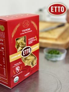 Image of a 1-pound box of ETTO Trombe Pasta Organic, handcrafted Italian organic pasta from Paso Robles. Text overlay: 'Discover ETTO Pasta – Small-Batch Crafted, Premier Italian Organic Pasta, Now Available on Amazon USA! A 1-pound box easily feeds a fam