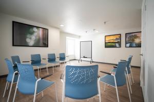 Dallas Addition Center - Meeting Room