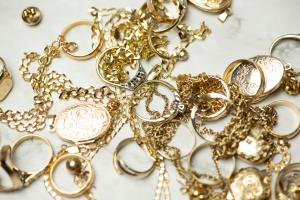 KenWorks, a precious metals business based in Metairie, Louisiana, is highlighting autumn as a favorable season for individuals considering the sale of unwanted gold and silver GOLD2