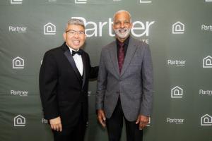 Michael W. Smith A Beacon of Real Estate Excellence Joins PARTNER Real Estate in Oakland (1)