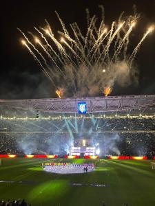 A dazzling display of fireworks lights up the sky during the Grand Final of the Kings League World Cup 2025, celebrating a historic event in global sports