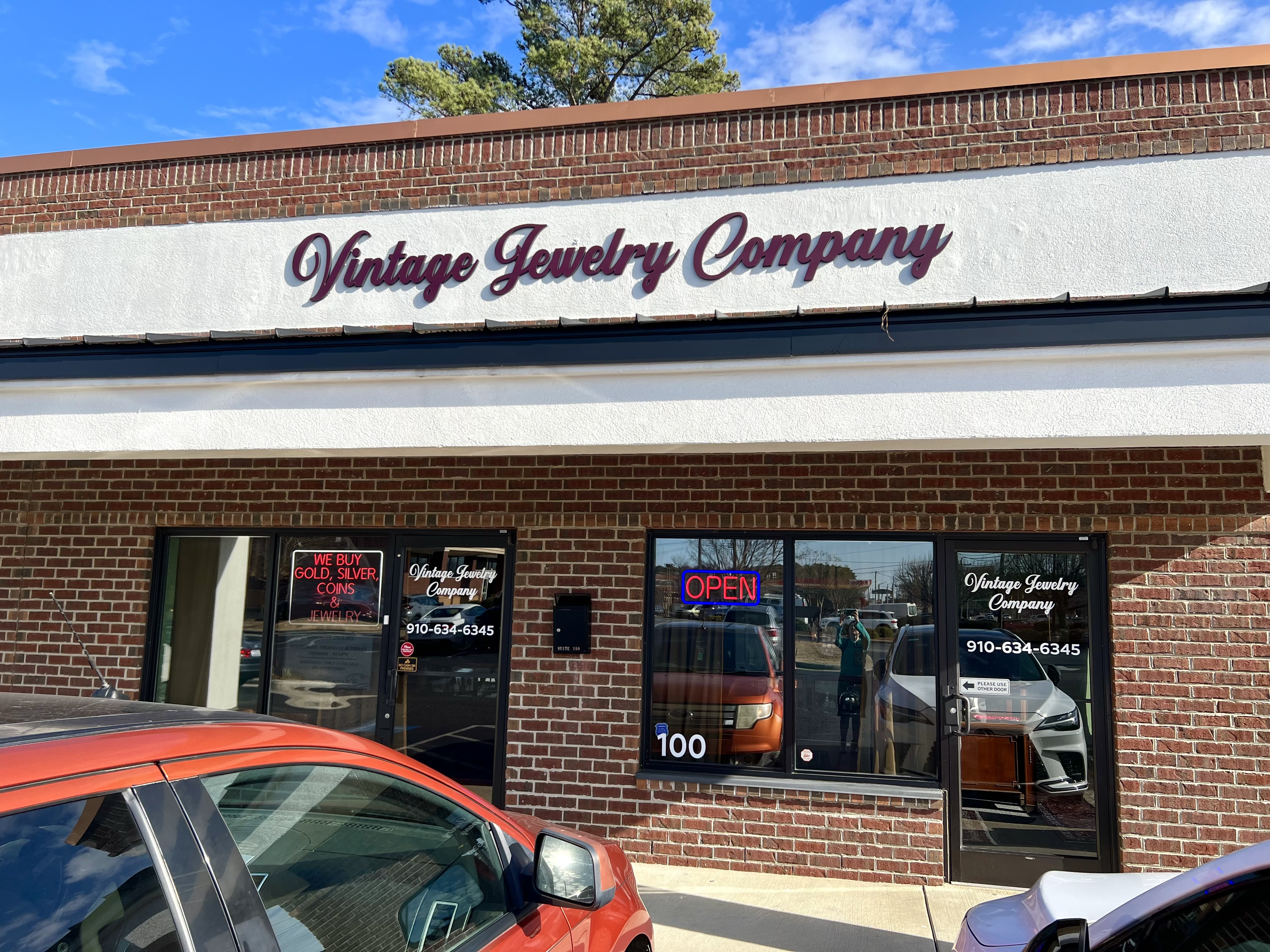 Vintage Jewelry Company We Buy Gold Opens in Fayetteville NC