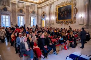 Audience as Paal Anand receives Artist of the Year 2025 International Award at Palazzo Pucci