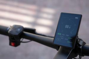 ADO Air 30 Ultra, the World's First Integrated Auto Triple-Speed E ...