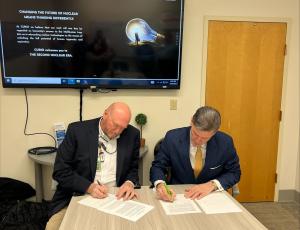 Curio MOU signing 2 - Hettel, McGinnis