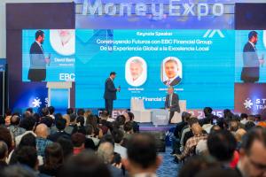 데이비드 바렛(David Barrett)과 호세 에레라(Jose Herrera),  Money Expo Mexico 2025무대 - EBC