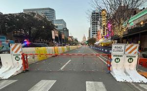 Archer Rapid Gate Closing the Street Down