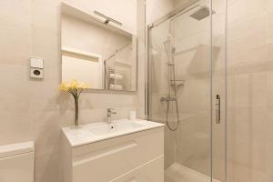 frameless sliding glass shower door